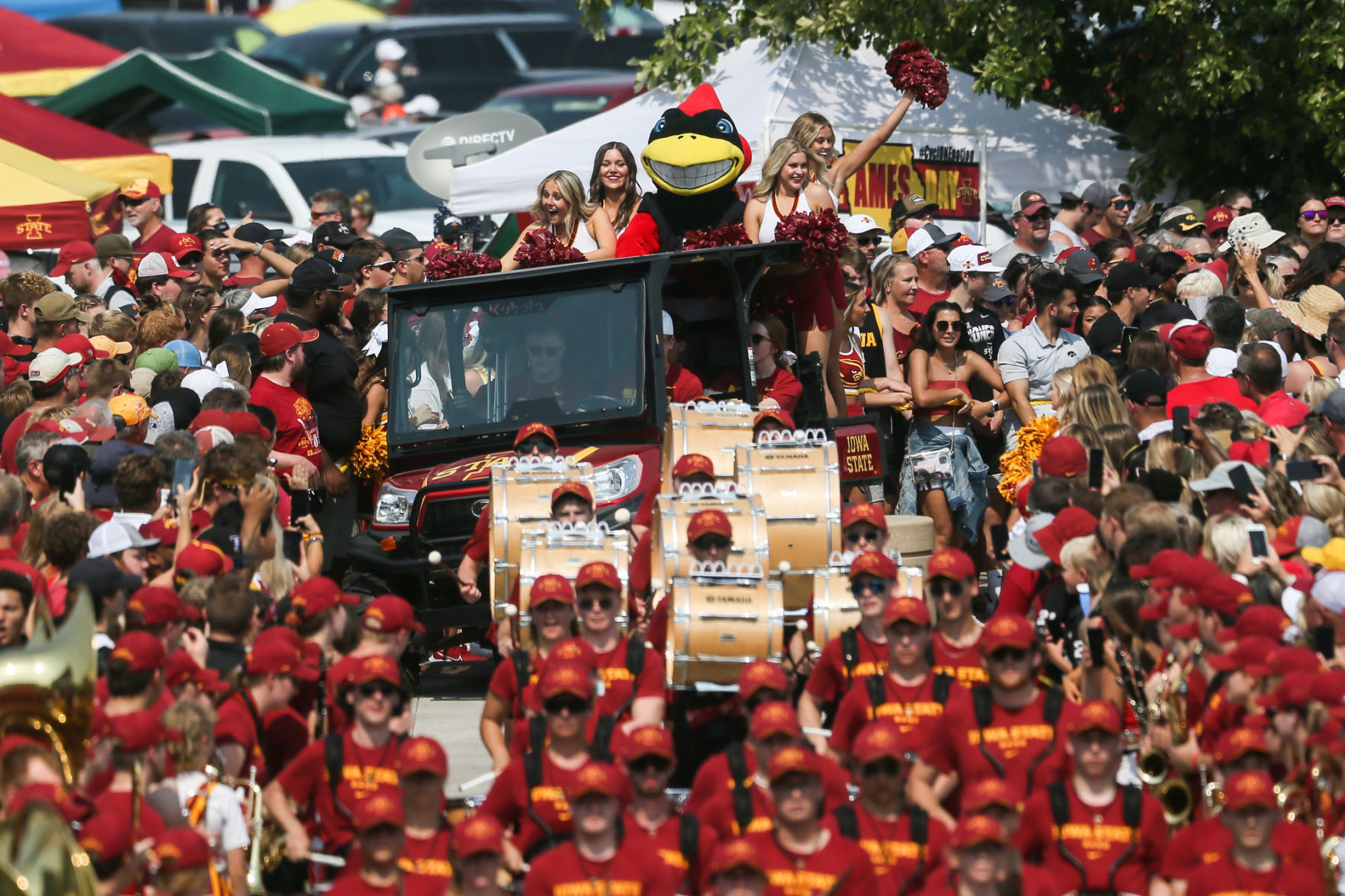 091121-qc-spt-iowa-isu-fball-002